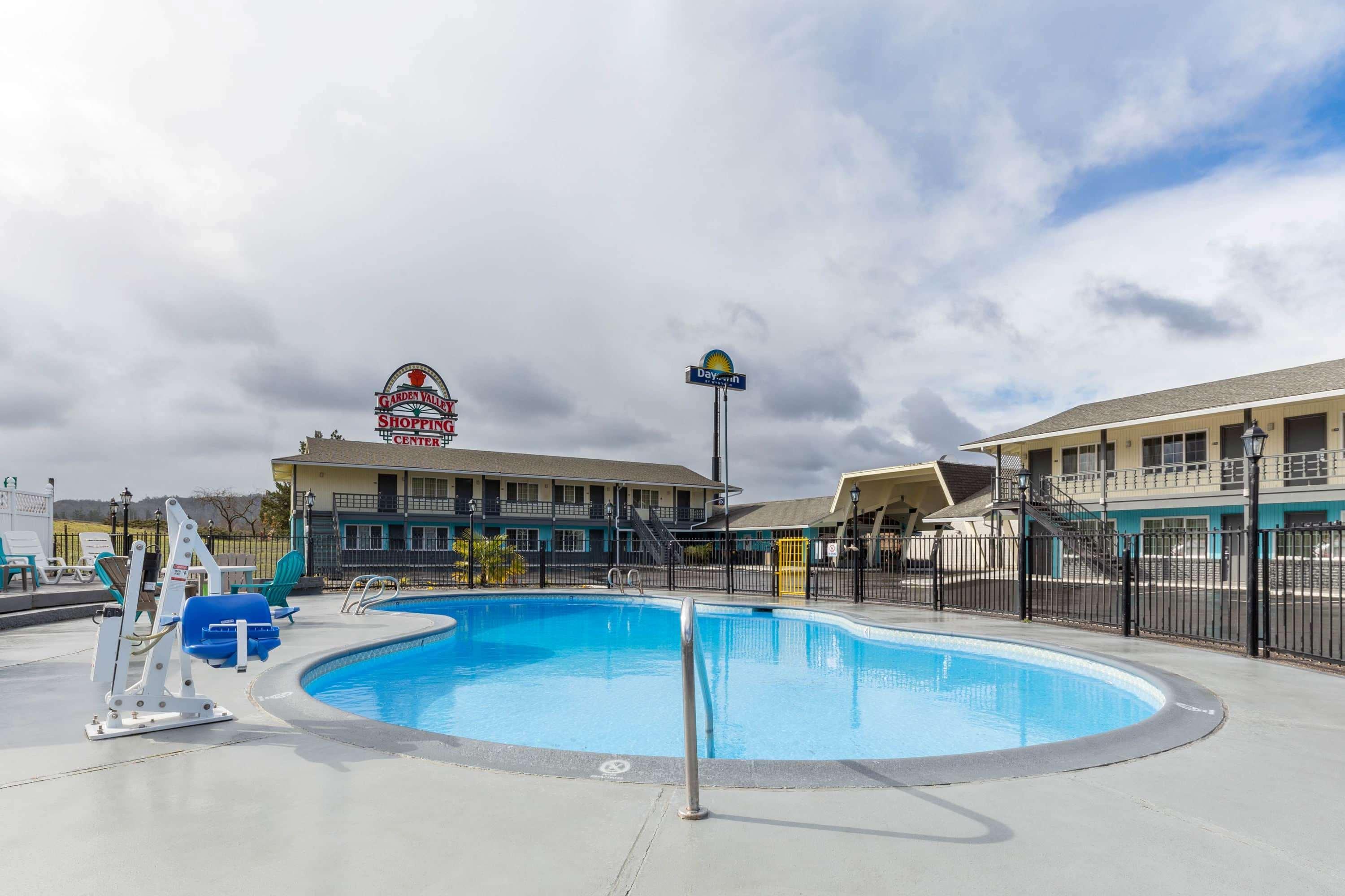 Rosewood Inn & Suites Roseburg Zewnętrze zdjęcie