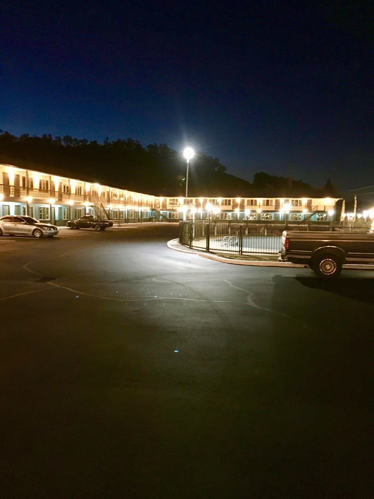 Rosewood Inn & Suites Roseburg Zewnętrze zdjęcie