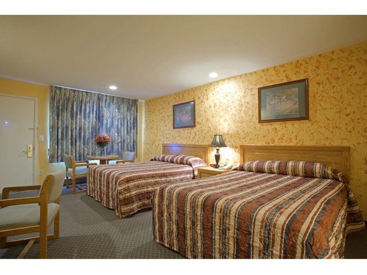 Rosewood Inn & Suites Roseburg Zewnętrze zdjęcie
